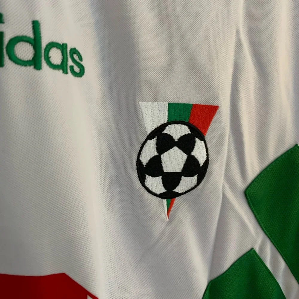 Retro Bulgaria 1994 Jersey - Picture 8 of 13